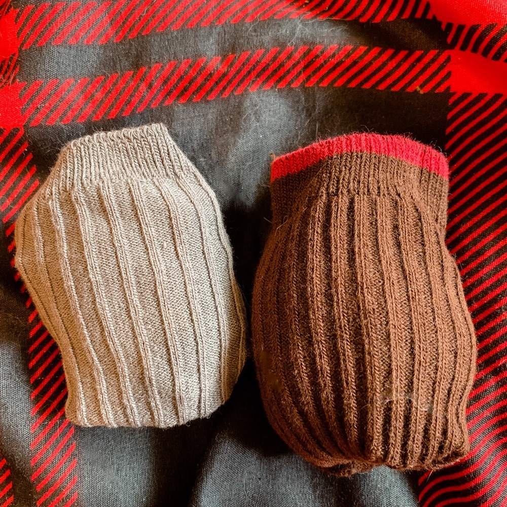 Kindly The Label 🇨🇦 • Ribbed Socks (2 Pair)